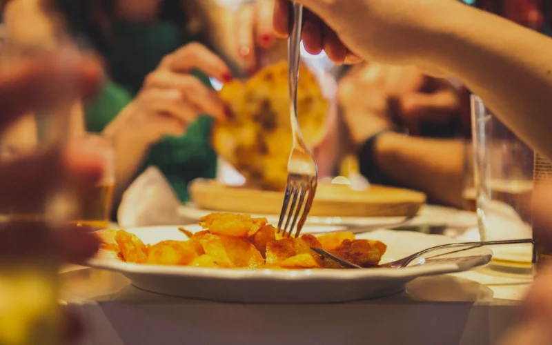 Node - City Guide - Madrid - Locales: Patatas Bravas, typical in Spain.
