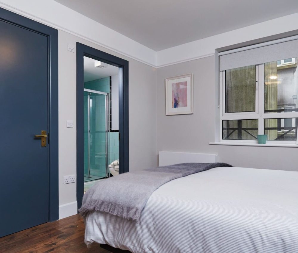 Node Living Fitzwilliam Square - Coliving Room Premium - Bedroom (2)