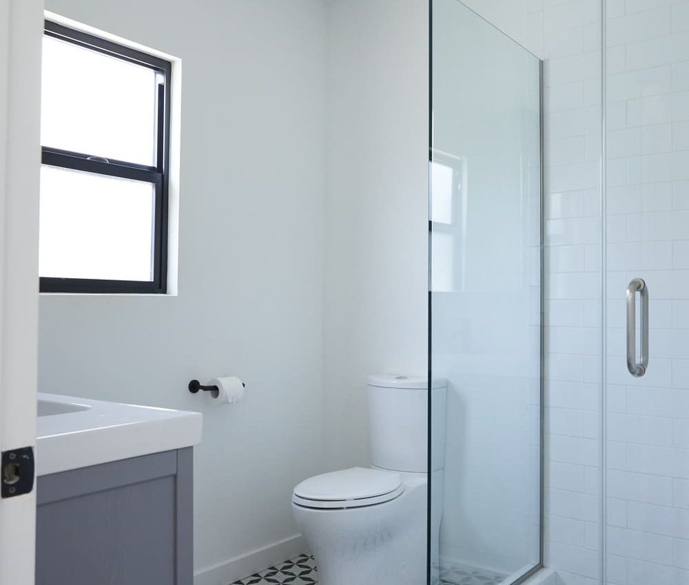 Node Living Los Angeles - Furnished Apartment 908 Everett 2BED - Bathroom